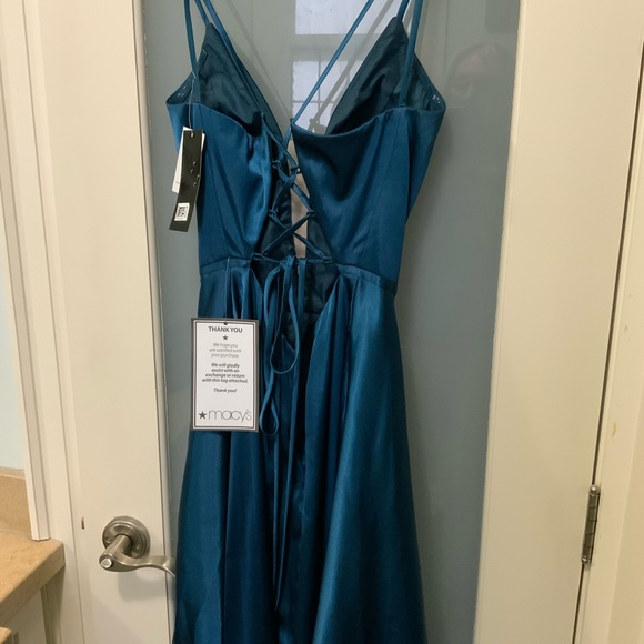 NWT Beautiful Teal Prom Dress - Picture 3 of 8